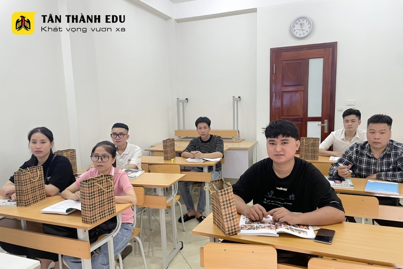 Khai giảng K92 tiếng Đức tại Tân Thành Edu