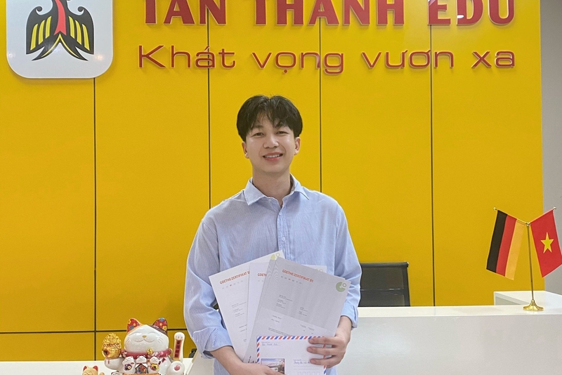 Cuộc đời này là quá ngắn để học tiếng Đức nhưng Trần Đình Sơn đã làm được 