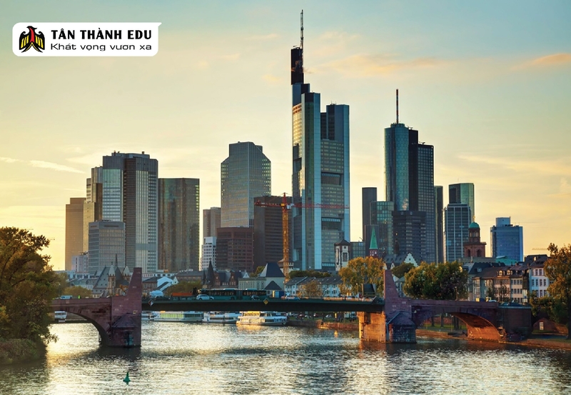 Tham quan thành phố Frankfurt - Điểm đến tuyệt vời tại Đức