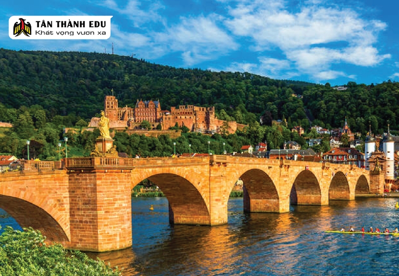 THÀNH PHỐ MUNICH - THÀNH PHỐ CỔ KÍNH NHƯNG PHỒN HOA