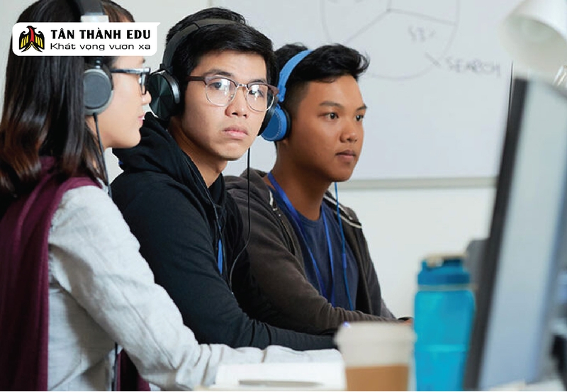 Du học nghề Đức ngành công nghệ thông tin: Lương 1000 EUR ngay từ lúc học