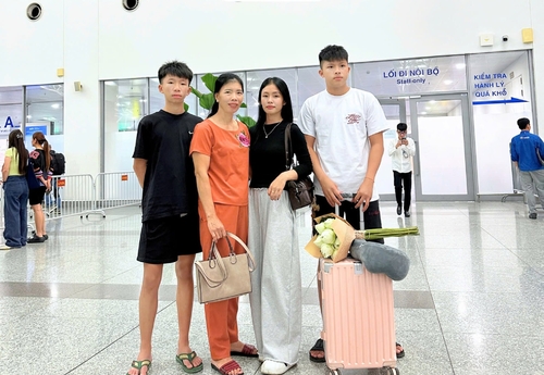 CÔ GÁI QUẢNG BÌNH CHINH PHỤC GIẤC MƠ ĐỨC THEO DIỆN CHỨNG MINH TÀI CHÍNH CÙNG TÂN THÀNH EDU