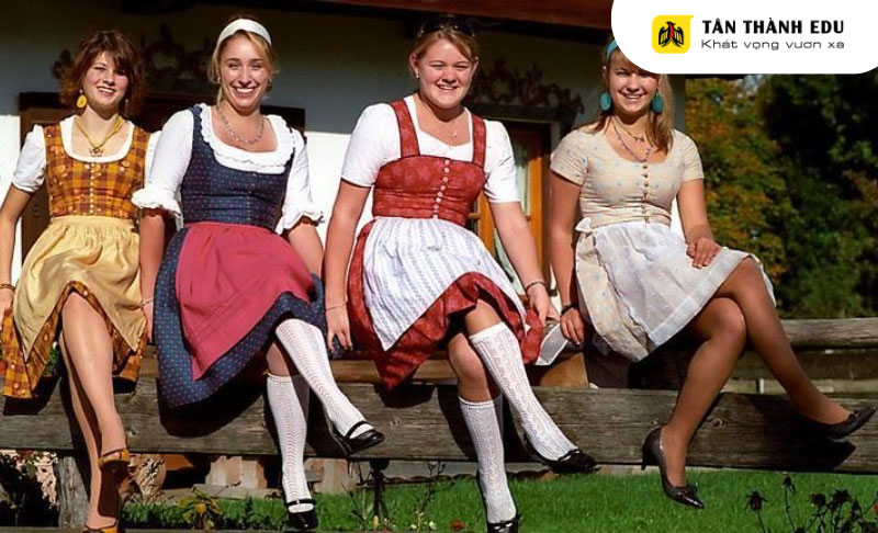 Trang phục truyền thống của nữ giới tại Đức