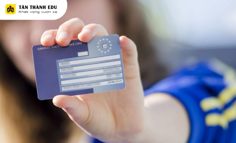 Cần đáp ứng nhiều điều kiện phức tạp để sở hữu thẻ xanh EU